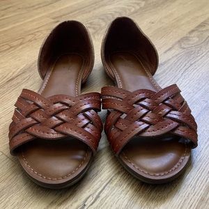 Universal Threads Braided Brown flats